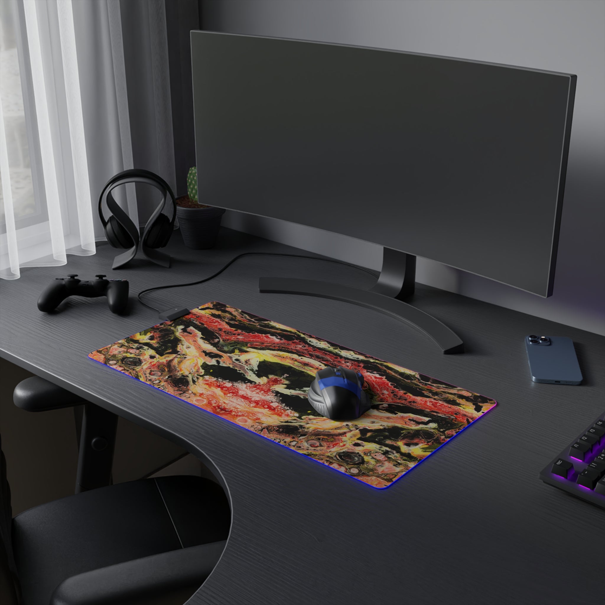 Skull Cave - LED Gaming Mouse Pad